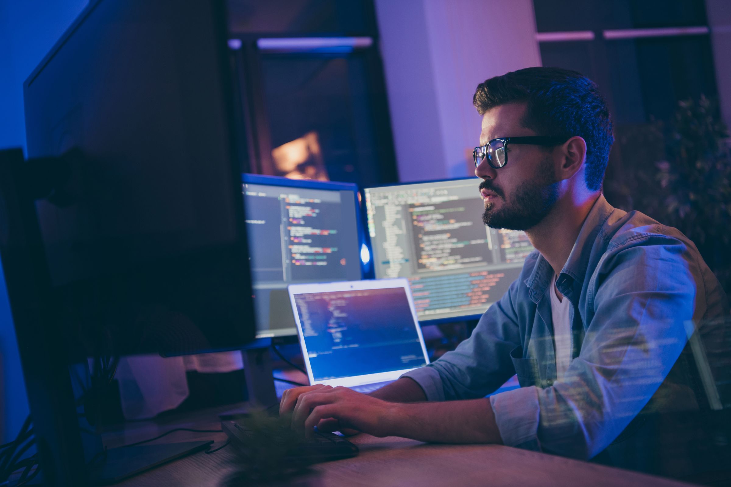 Top Cybersecurity Trends To Watch In 2025