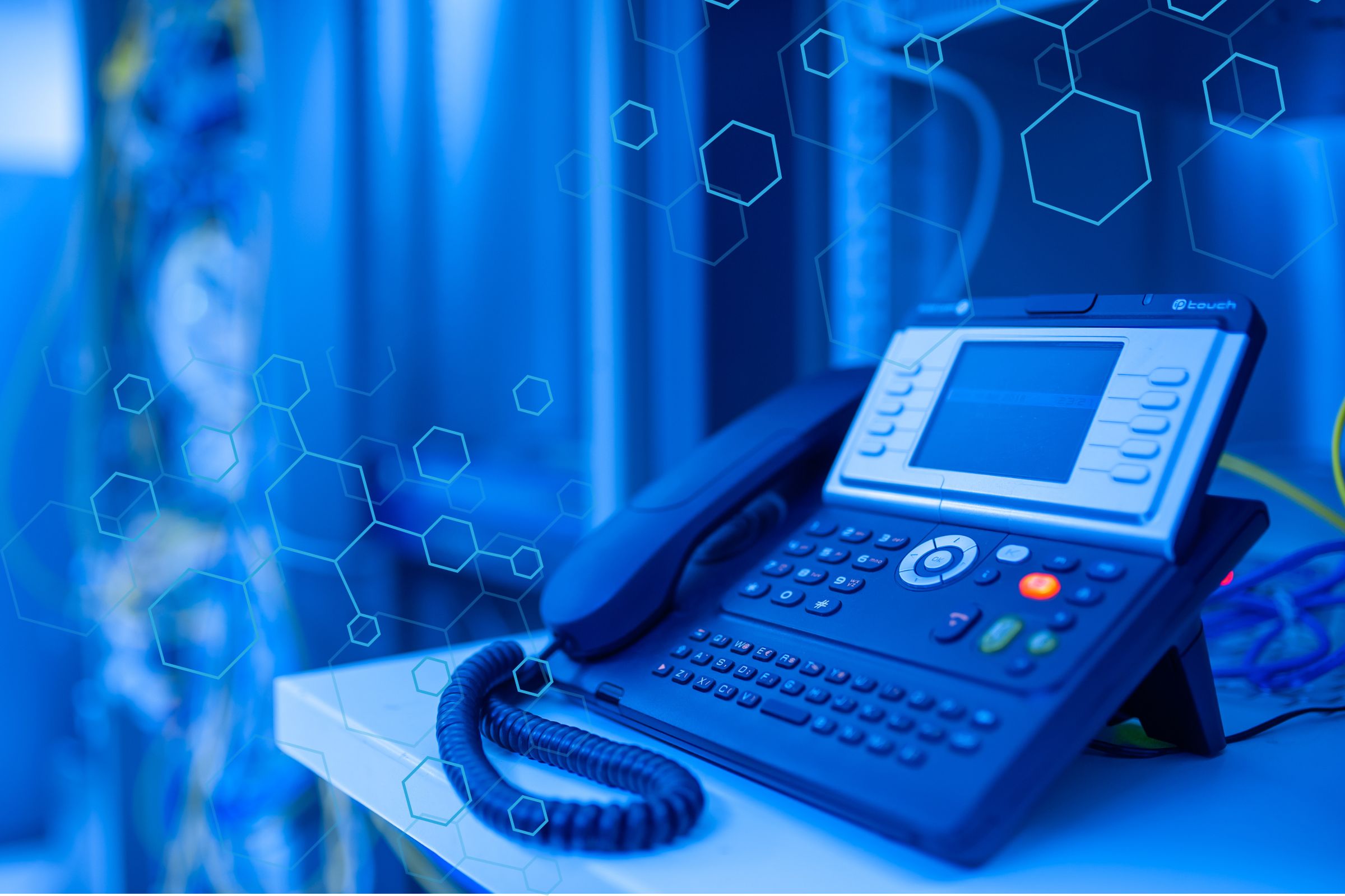 VoIP vs. Traditional Phones: What’s Best For Growing Businesses?